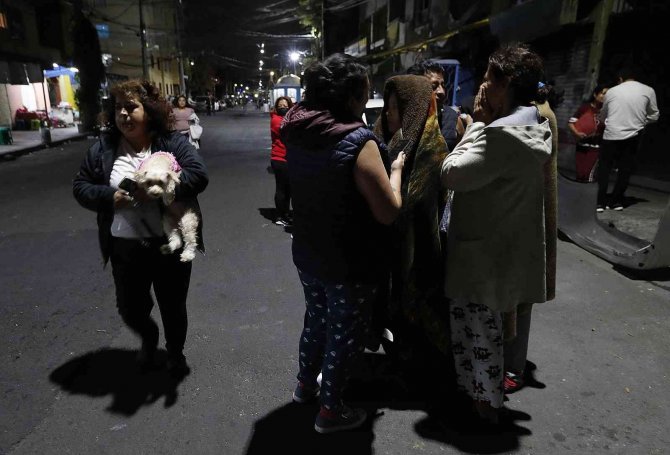 Meksika’da 6.8 Büyüklüğünde Deprem