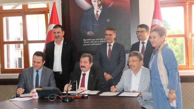 Muğla Valiliği İle Yatağan Termik Üretim A.ş. Arasında Okul Protokolü İmzalandı