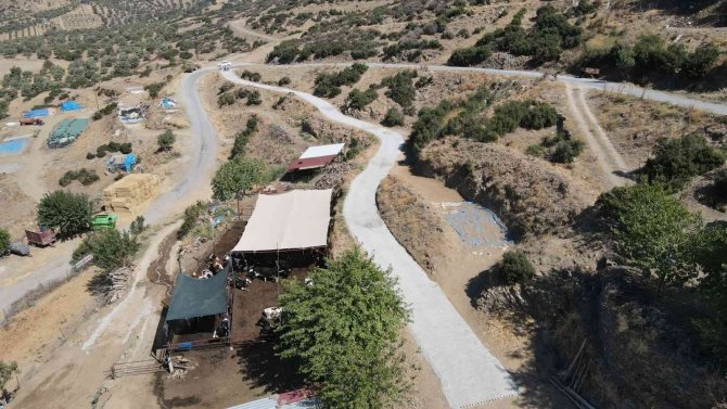 Nazilli Uzunçam’da Yol Çalışmaları Sürüyor