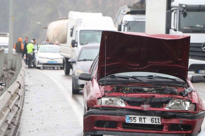 Samsun’da 8 Araç Birbirine Girdi: 1 Yaralı