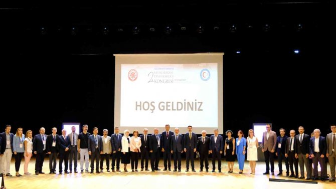 2’nci Uluslararası Diş Hekimliği Kongresi Başladı