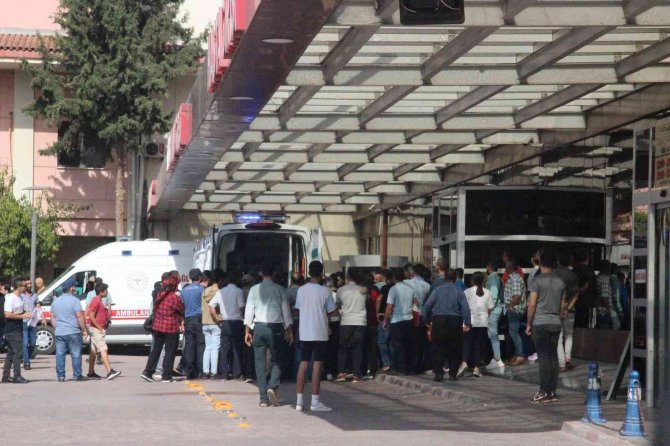 Zeytin Dalı Harekat Bölgesinde Tsk Unsurlarına Saldırı: 3 Yaralı
