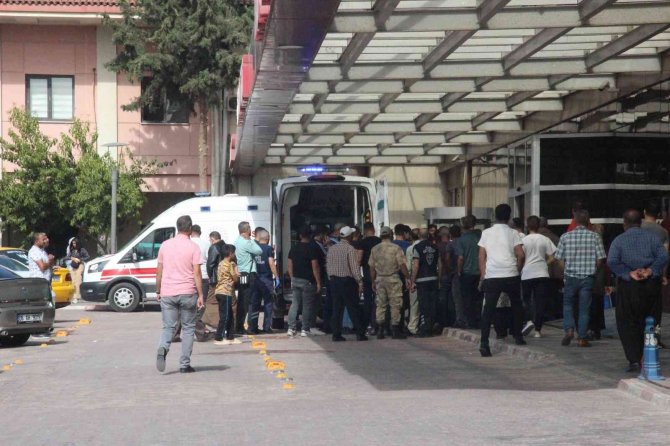 Zeytin Dalı Harekat Bölgesinde Tsk Unsurlarına Saldırı: 3 Yaralı