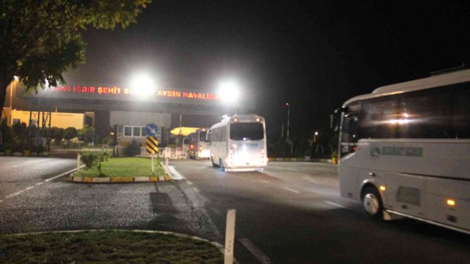 Iğdır’dan 400 Afganistanlı Göçmen Ülkelerine Gönderildi