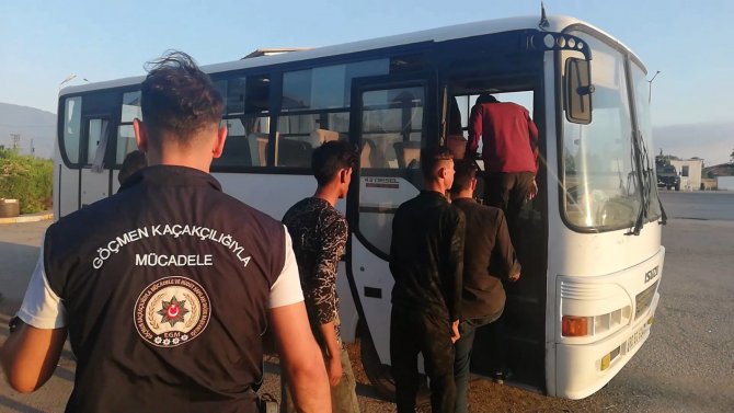 Osmaniye’de 6 Düzensiz Göçmen Yakalandı