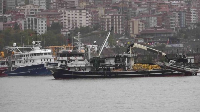Hava Sıcaklıkları Düştü, Yağmur Hayatı Olumsuz Etkiledi