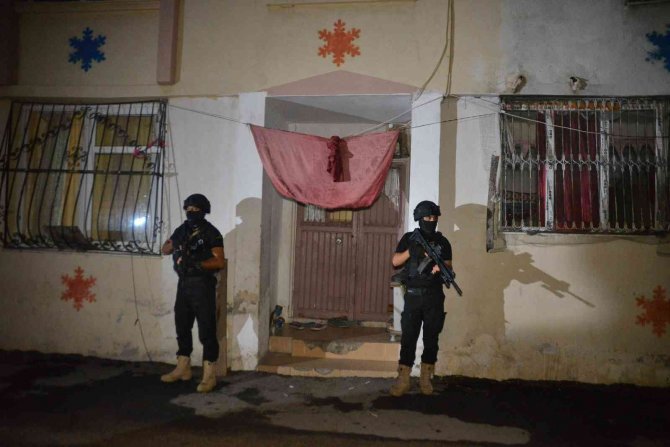 Adana’da Deaş Operasyonu: 7 Gözaltı