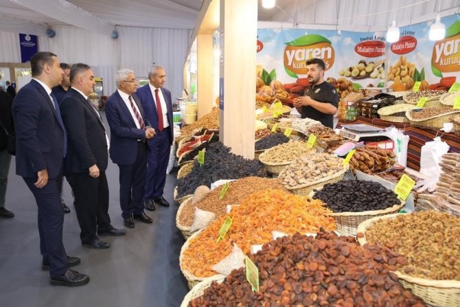 İ̇stanbul’da Yaşayan Malatyalılarla Bir Araya Geldi