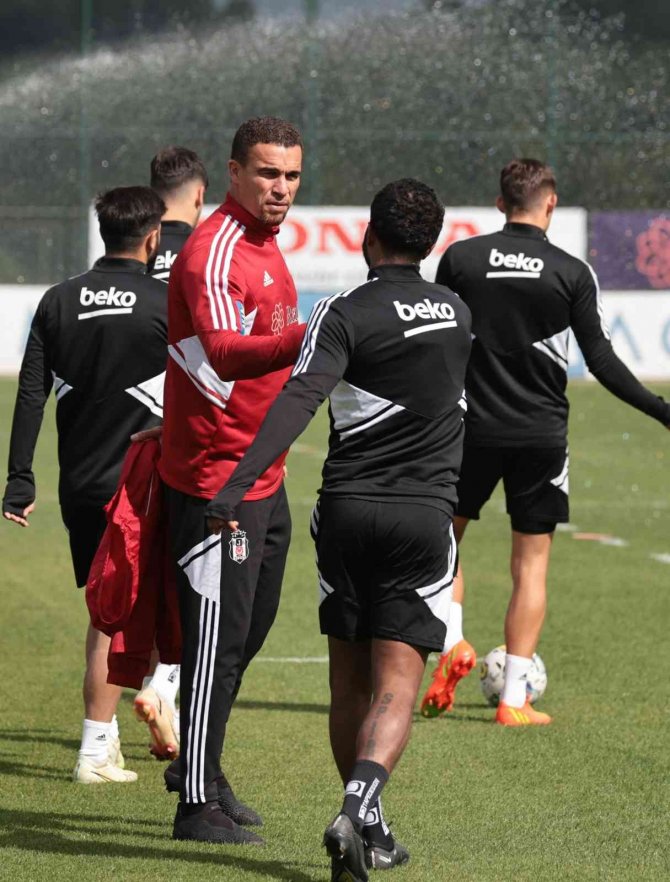 Beşiktaş, Fenerbahçe Maçının Hazırlıklarını Sürdürdü
