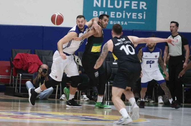 Frutti Extra Cup’ta Frutti Extra Bursaspor, Finale Yükseldi