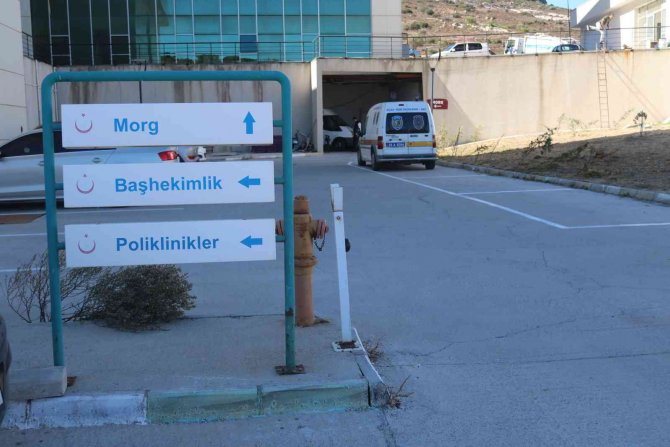 Foça’da Sahile Ceset Vurdu