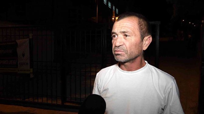 Kuşadası’nda Veliler Okul Çıkış Saatinin Düzenlenmesini İstiyor