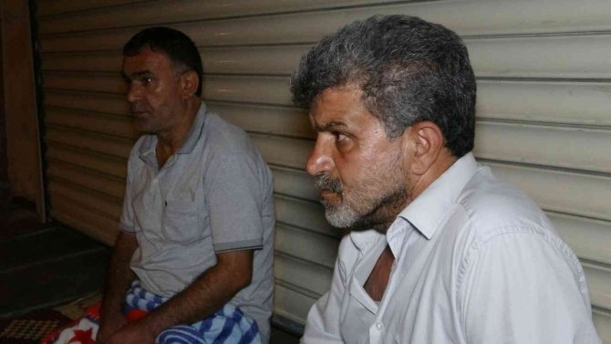 Ailelerin Evlat Nöbeti Gece De Devam Ediyor