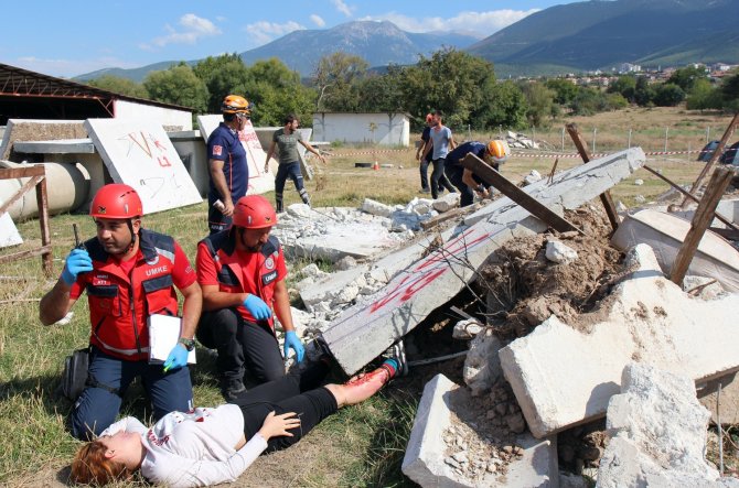 Denizli’de Deprem Tatbikatı Gerçeği Aratmadı