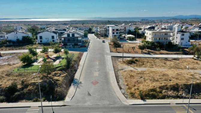 Didim’de Yol Yapım Çalışmaları Sürüyor