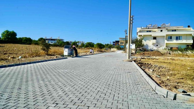 Didim’de Yol Yapım Çalışmaları Sürüyor