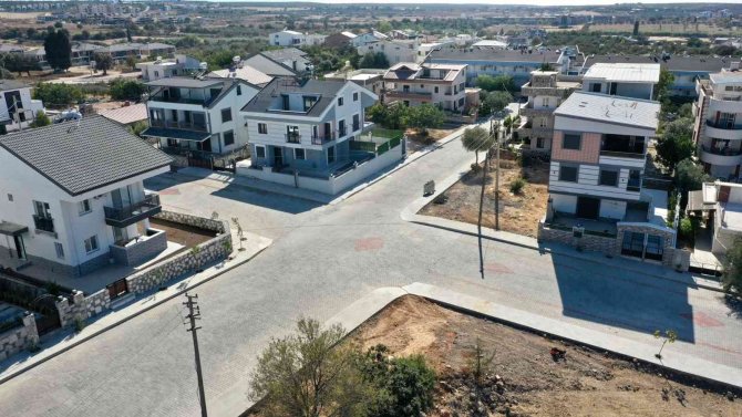 Didim’de Yol Yapım Çalışmaları Sürüyor