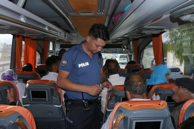 Düzensiz Göçle Mücadele Sürüyor