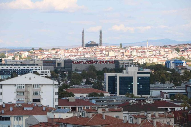 Kiracısının Elektrik Ve Suyunu Kestirmişti, Mahkemeden Karar Çıktı