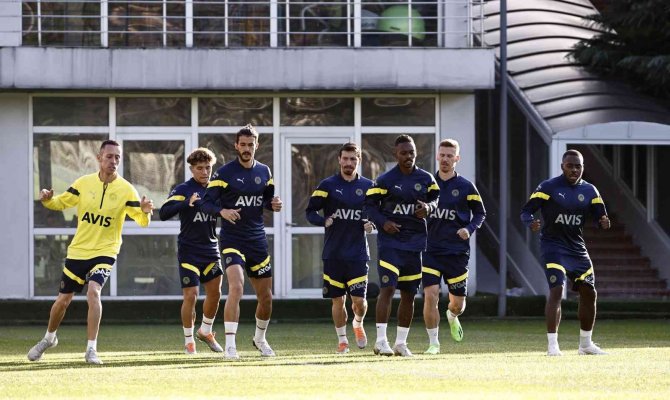 Fenerbahçe, Beşiktaş Derbisi Hazırlıklarına Başladı