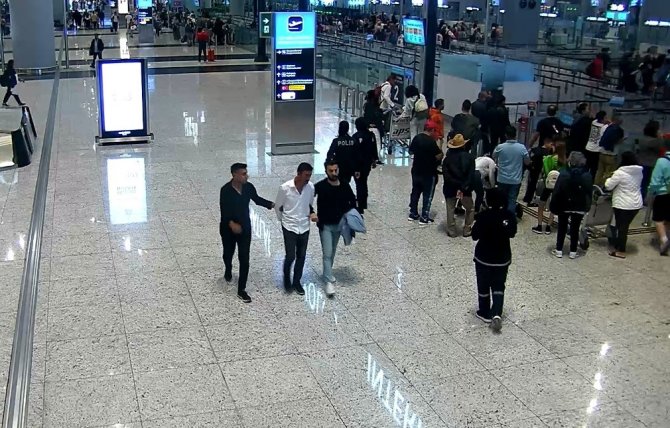 3 Korucuyu Şehit Eden Teröristlerden Biri İ̇stanbul Havalimanı’nda Yakalandı