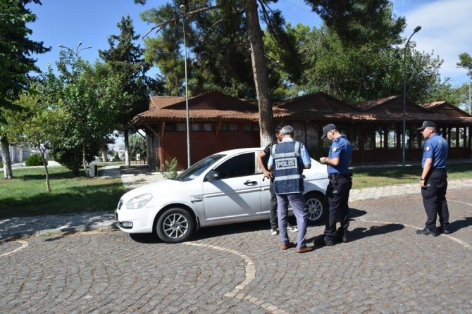 81 İldeki Huzur Operasyonunda 788 Düzensiz Göçmen Yakalandı