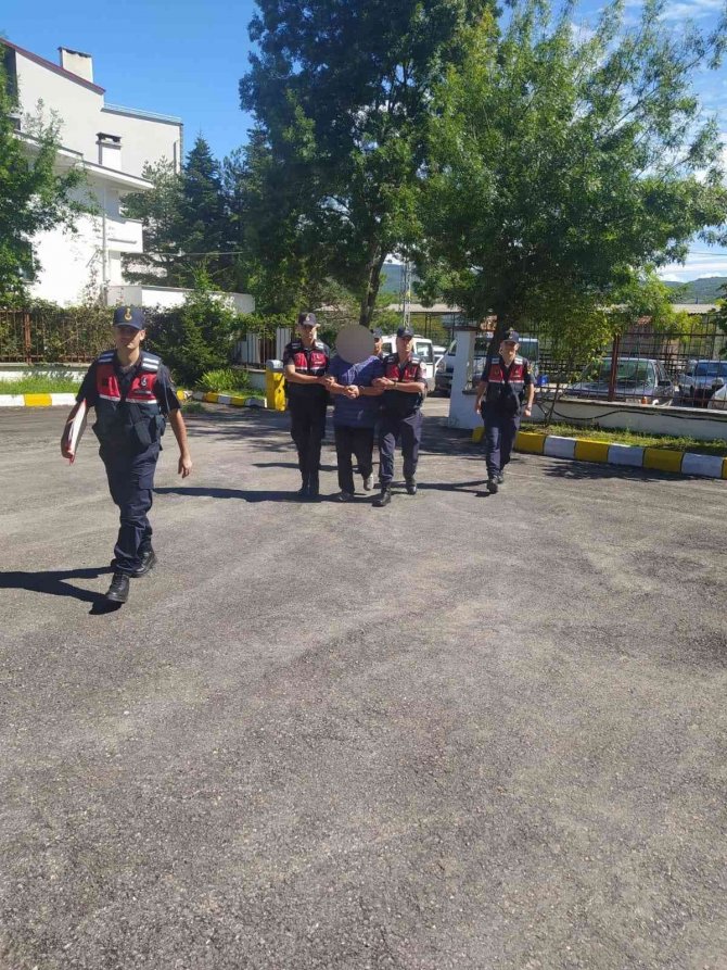 "Cinsel İstismar" Suçundan 20 Yıl Hapis Cezasına Çarptırılan Firari Şahıs Tutuklandı