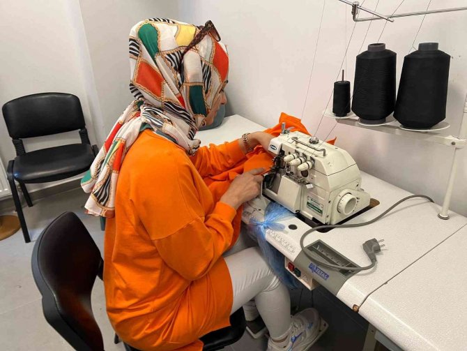 Keçmek’te Eğitimler Başladı