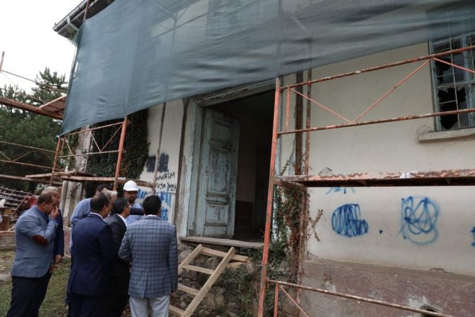 Vali Cevdet Atay, Söküm Çalışmalarını Yerinde İnceledi