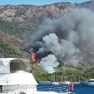 Marmaris Yangını Saniyeler İçinde Büyümüş