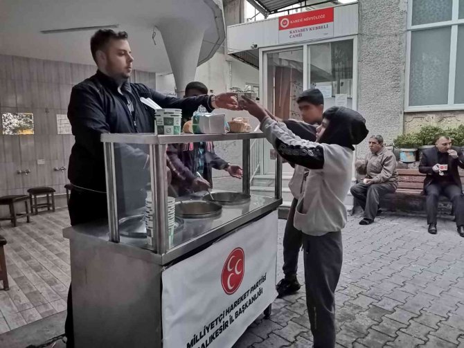 Mhp’de Sabah Namazı Sonrası Çorba Geleneği Devam Ediyor