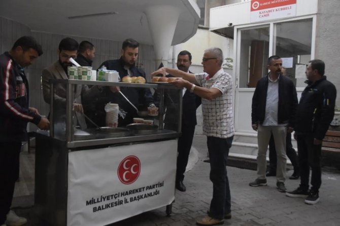 Mhp’de Sabah Namazı Sonrası Çorba Geleneği Devam Ediyor