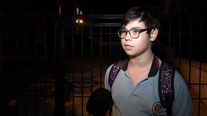 Kuşadası’nda Veliler Okul Çıkış Saatinin Düzenlenmesini İstiyor