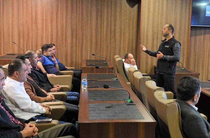 Altınordu’da Belediye Personellerine Afet Acil Durum Eğitimi Verildi