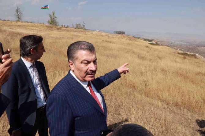 Sağlık Bakanı Koca’dan Şuşa’ya Ziyaret