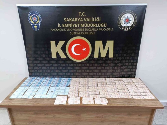 Sakarya’da Sahte Alkol, Para Ve Kaçak Tütün Operasyonu: 3 Gözaltı