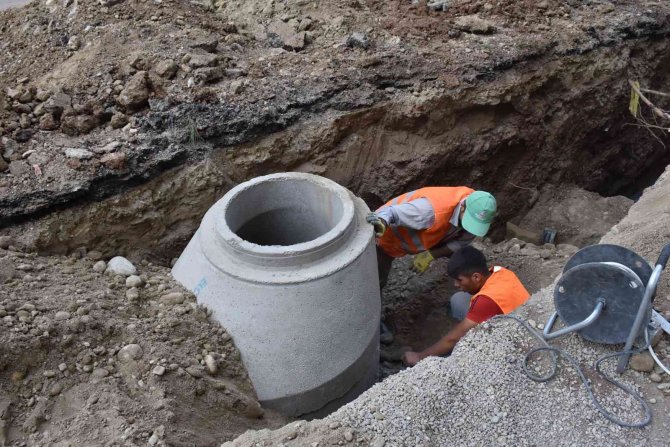 Siirt’te 35 Yıllık Alt Yapı Sorunu Çözüme Kavuşuyor