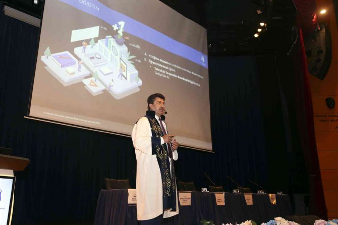 Subü Rektörü Sarıbıyık: “Örnek Olacak Birçok İlki Hayata Geçirdik"