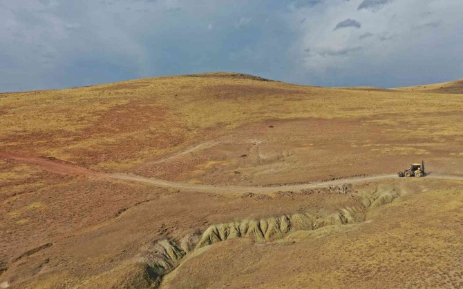 Tuşbalı Çiftçiler Arazilerine Daha Güvenli Ulaşacak