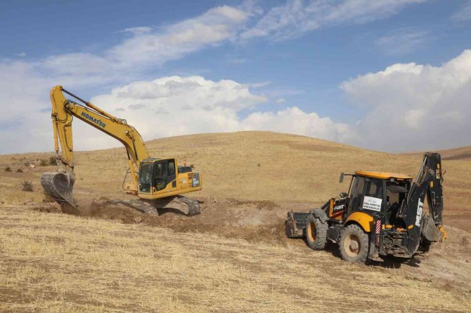 Tuşbalı Çiftçiler Arazilerine Daha Güvenli Ulaşacak