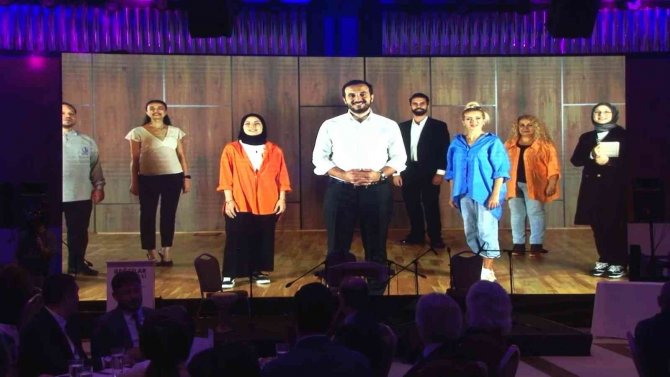 Bağcılar’da Kültür Sanat Sezonu Coşkulu Bir Törenle Açıldı