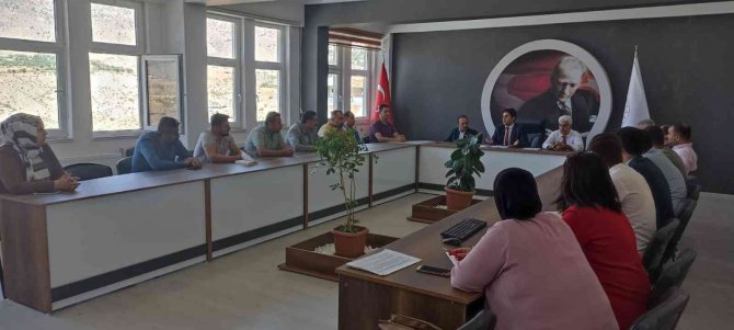 Batman’da Stk Başkanlarına Derneklerin İşleyişi Eğitimi Verildi