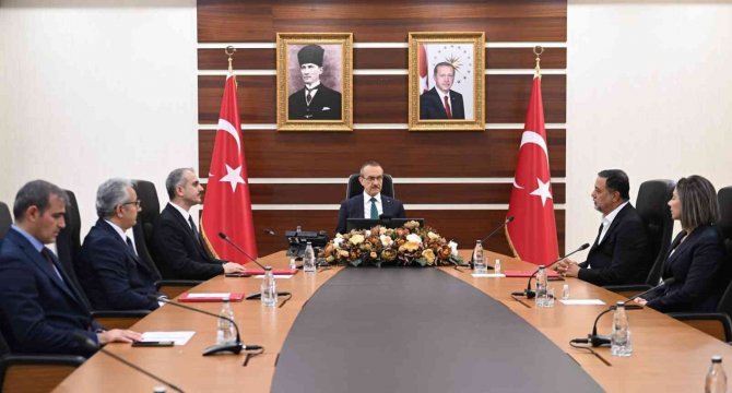 Çayırova Spor Lisesi İçin İmzalar Atıldı