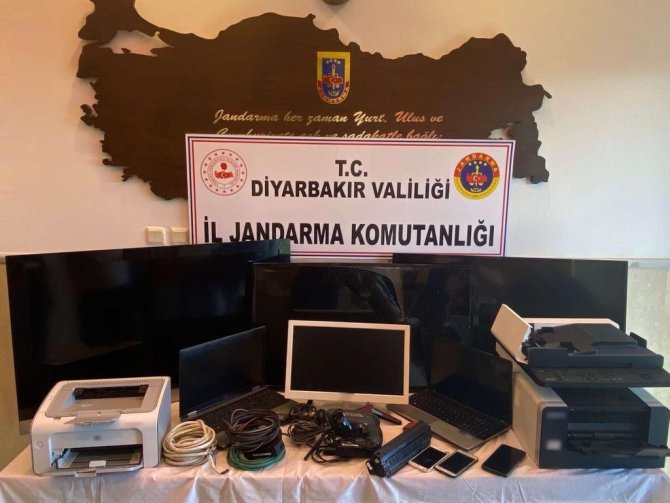 Kamu Kurumlarına Dadan Hırsızlar Jasat Tarafından Yakalandı