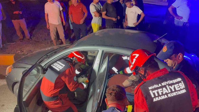Fethiye’de Trafik Kazası: 2 Yaralı