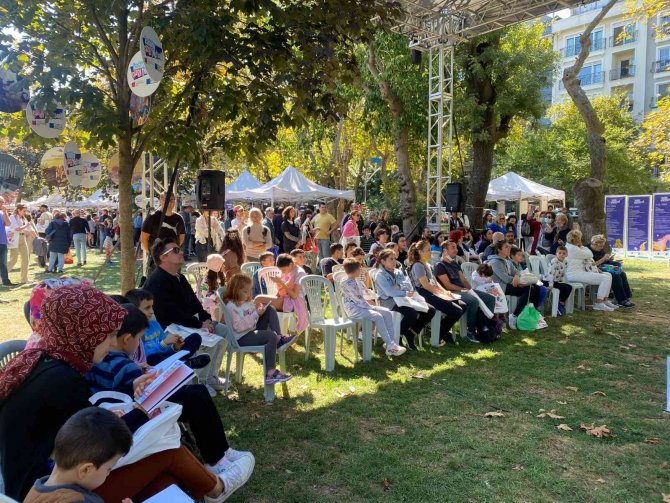 Kadıköy Çizgi Festivali Renkli Etkinliklere Ev Sahipliği Yaptı