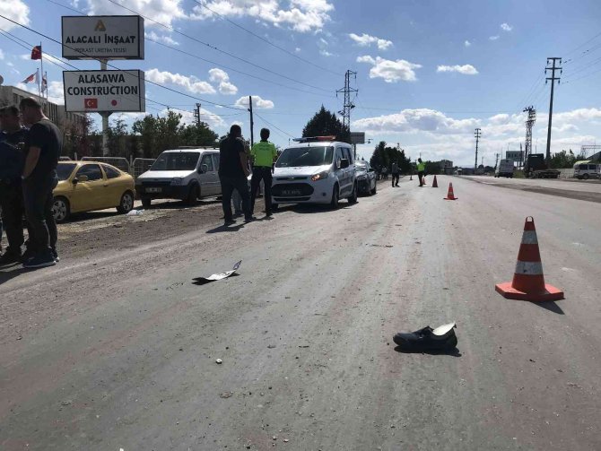 Otomobil Yayaya Çarptı! 1 Ağır Yaralı