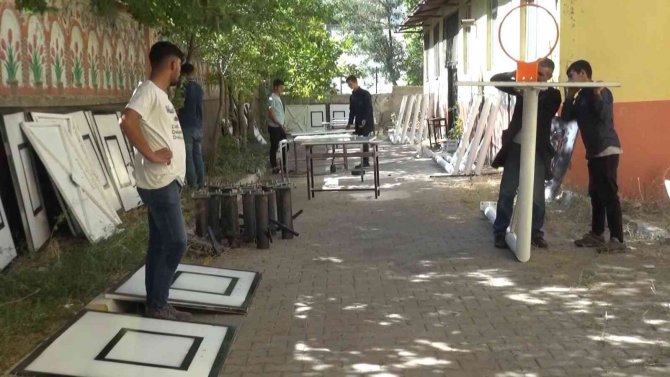 Muş’ta Okullara Spor Yatırımı