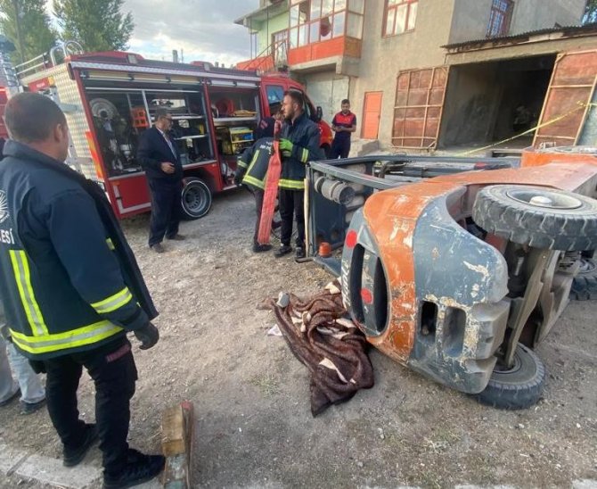 Özalp’ta Forkliftin Altında Kalan Sürücü Öldü