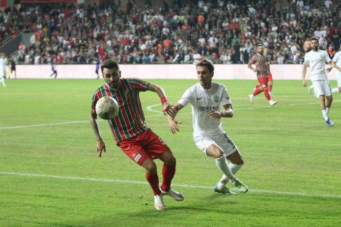 Tff 3. Lig: Karşıyaka:0 - Şile Yıldızspor: 0